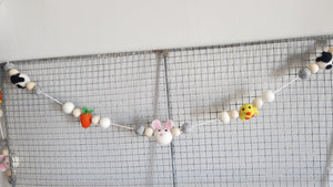 Easter animal garland. Bunny, carrot, lamb & chick. 5ft