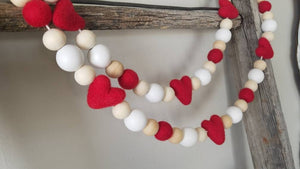 Valentine Garland. Red heart garland. Felt ball Garland. Heart garland. Valentine decoration. Wood bead garland. Red and white garland.5.5ft