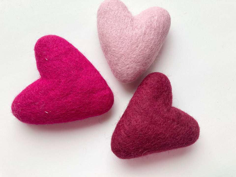 Large felt Heart. Valentines hearts. Ventines accents. Ventines vase filler. 2 pieces